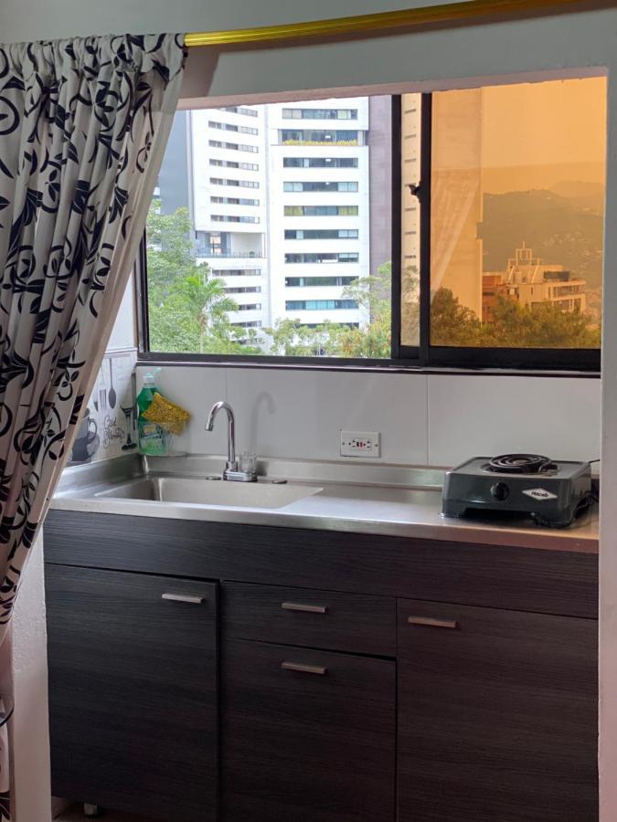 Cozy Apartment In The Poblado San Lucas Medellín Exterior foto