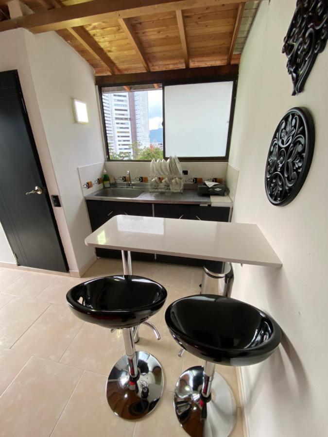 Cozy Apartment In The Poblado San Lucas Medellín Exterior foto