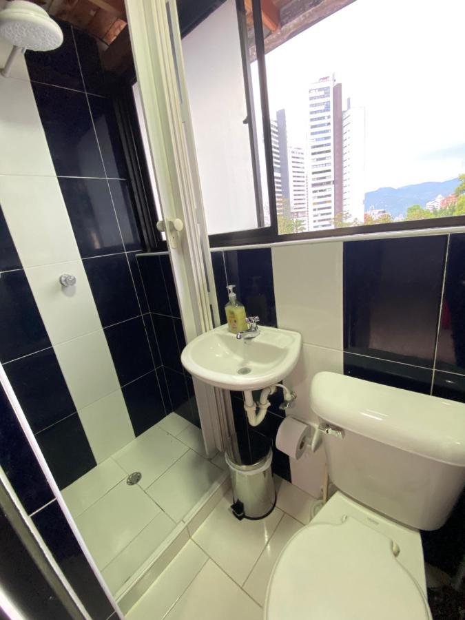 Cozy Apartment In The Poblado San Lucas Medellín Exterior foto