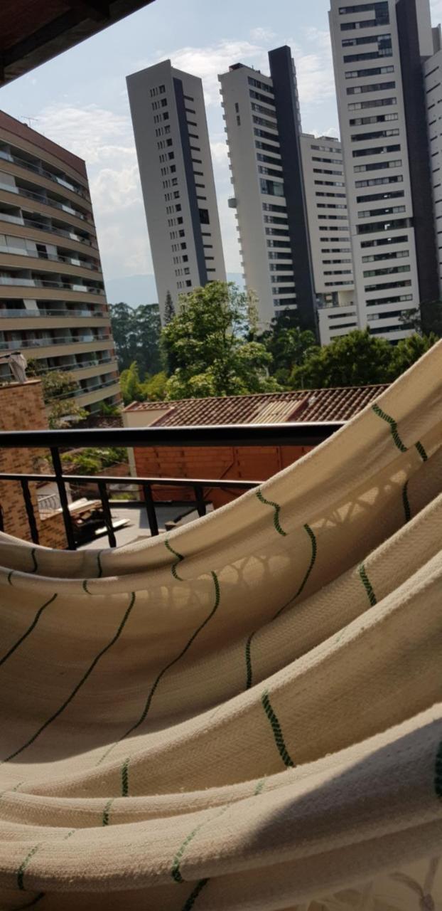 Cozy Apartment In The Poblado San Lucas Medellín Exterior foto